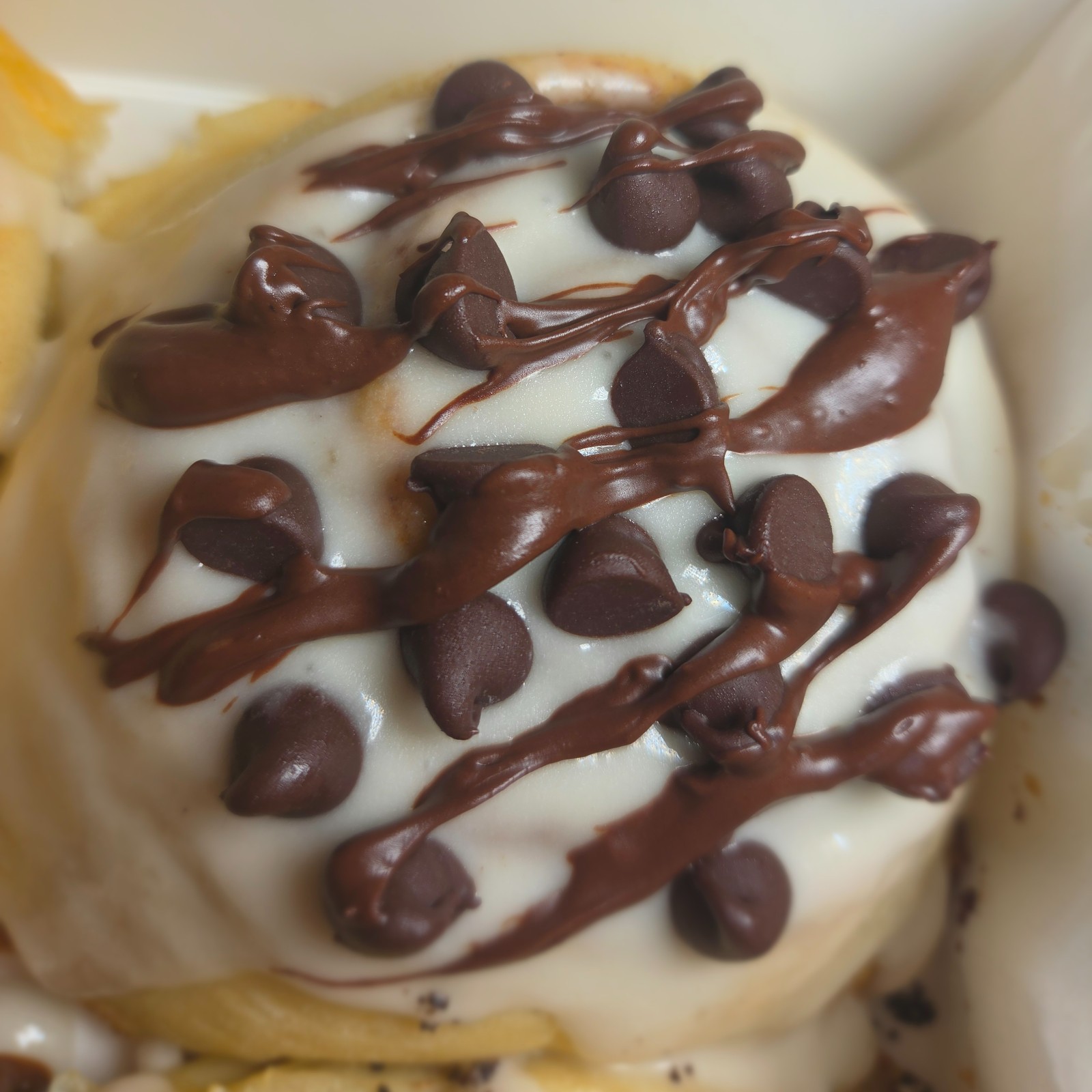 Cinnamon Roll Choco Chips